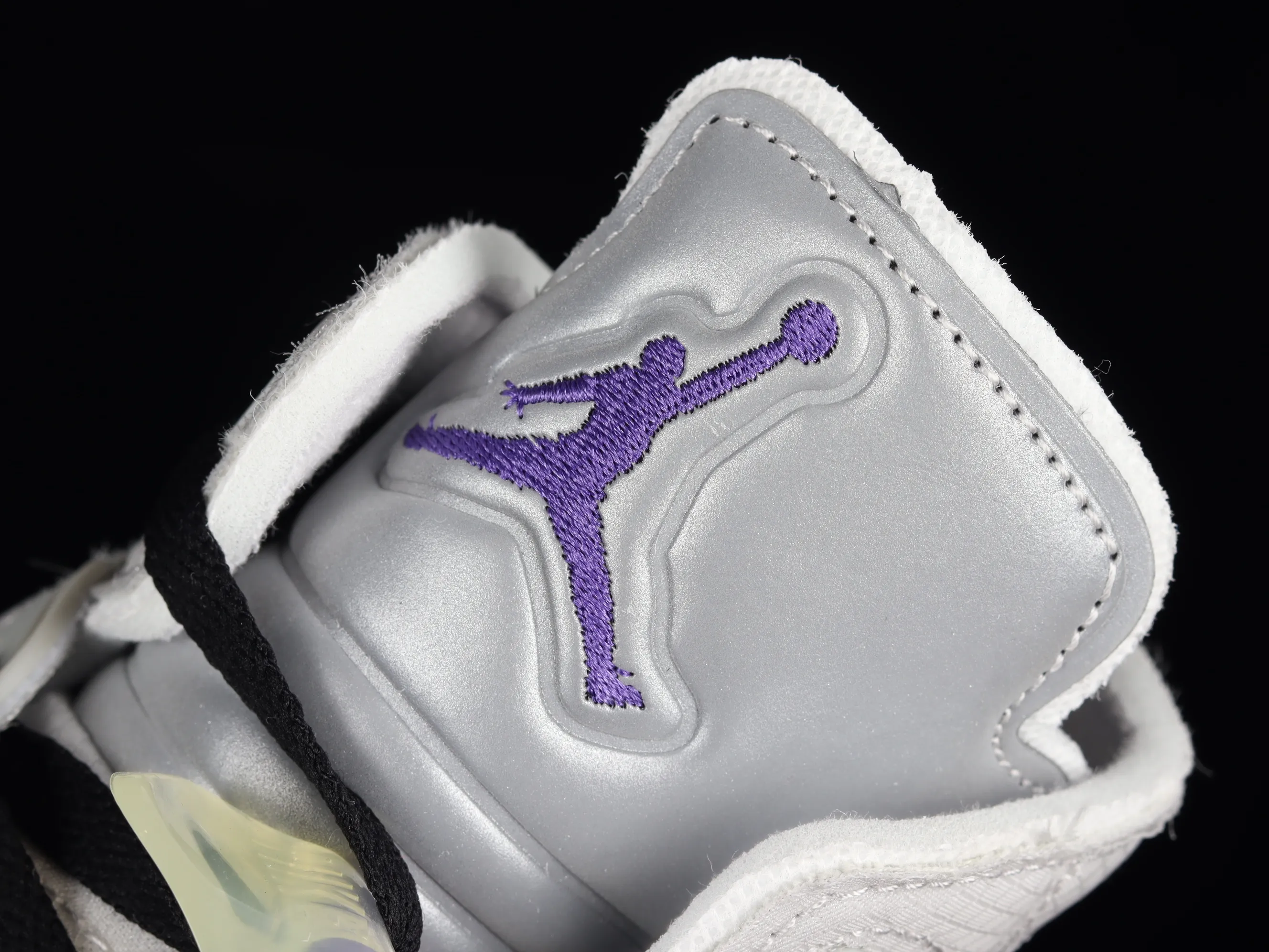 All categories Air Jordan Jordan series basketball shoes Air Jordan 5 OF x Air Jordan 5 Retro SP AJ5 Joe 5 joint model Grape Gray CT8480-105